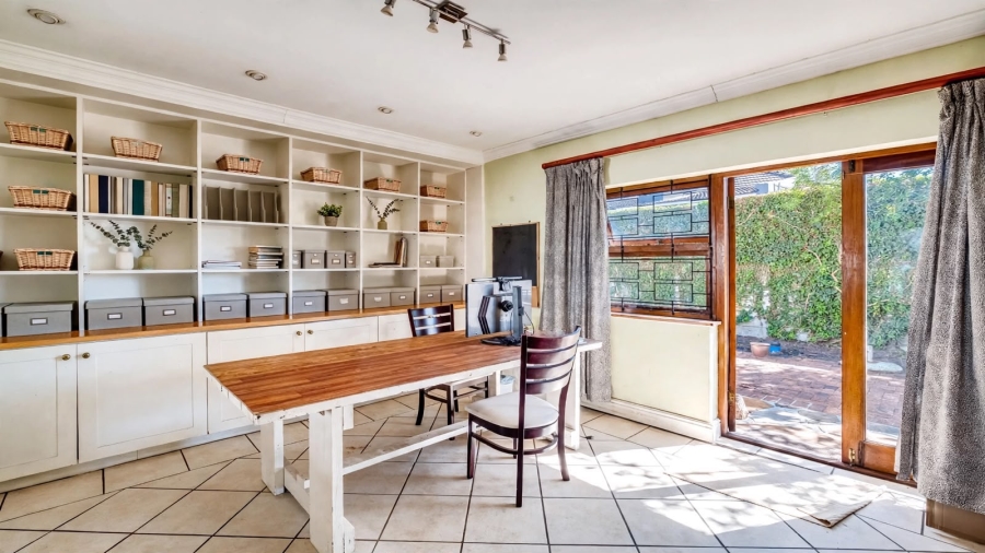 3 Bedroom Property for Sale in Newlands Western Cape